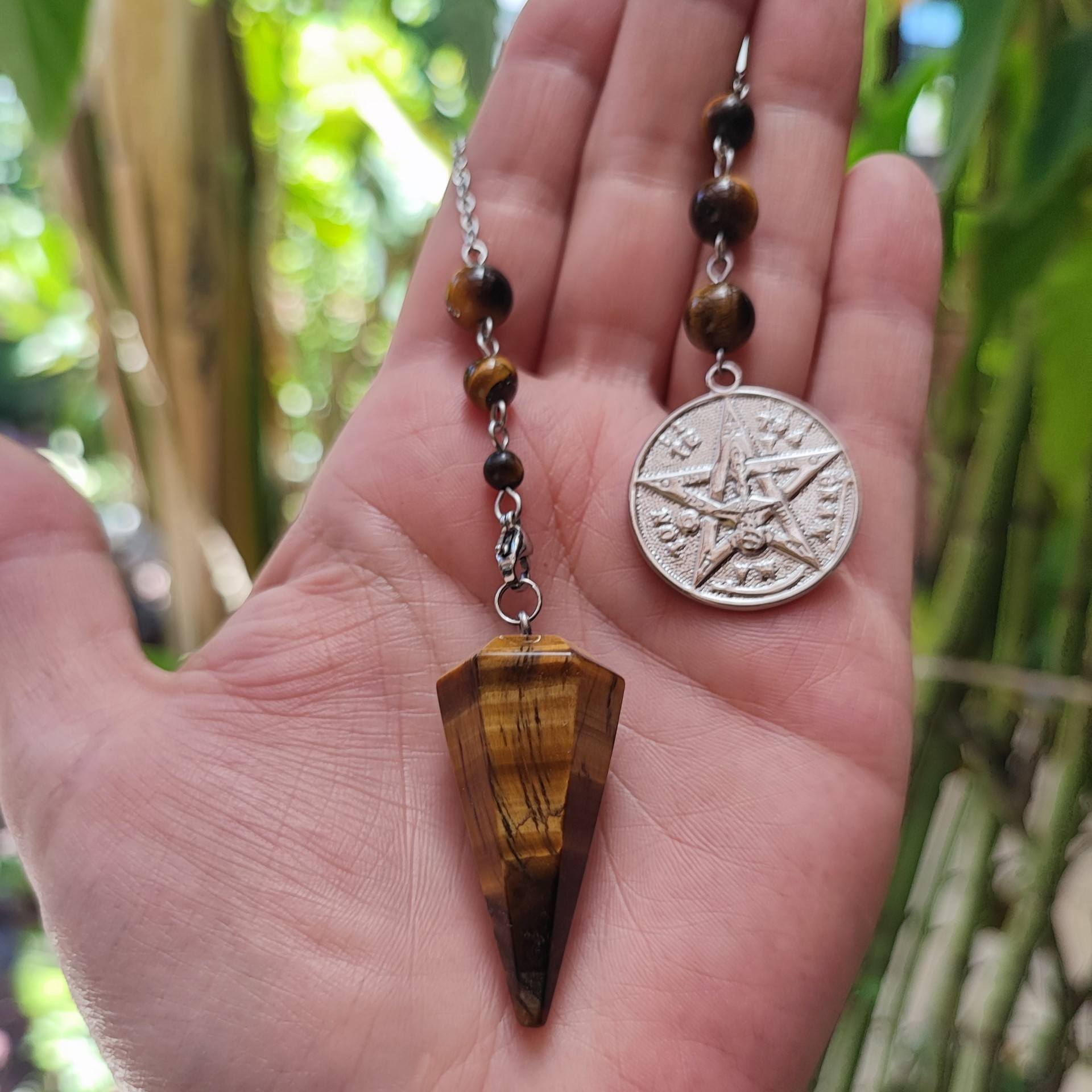 pendulo ojo de tigre colgante tetragrammaton
