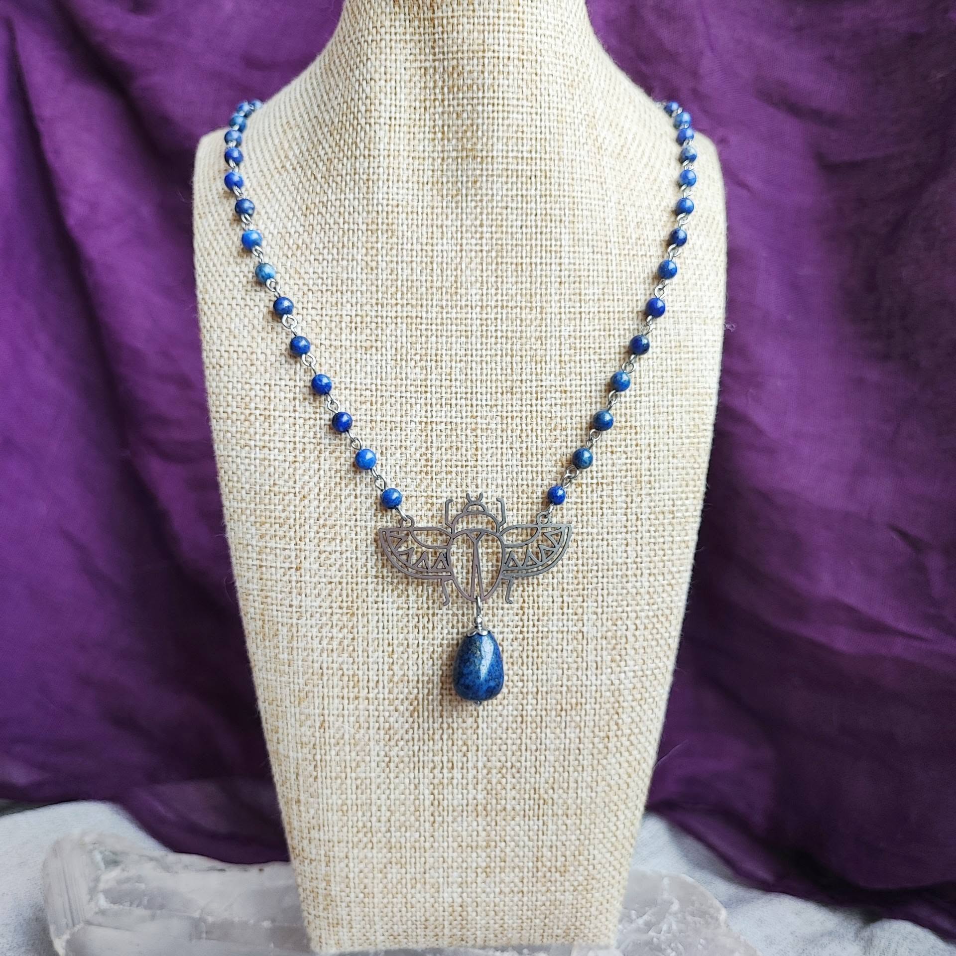 collar mujer lapislazuli colgante escarabajo